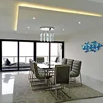 Apartamento En Miraflores Con Vista Al Mar